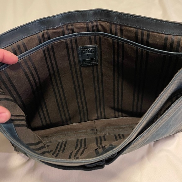 Men’s Frye Leather Messenger Bag - RARE BLUE COLOR - Picture 3 of 8